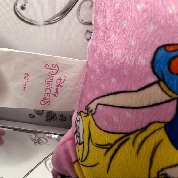 Disney pillow princesses squad goals plush soft Cinderella Belle Snow White y2k - Picture 4 of 6